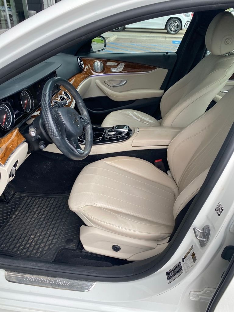 Used 2018 Polar White Mercedes-Benz E 300 image 3