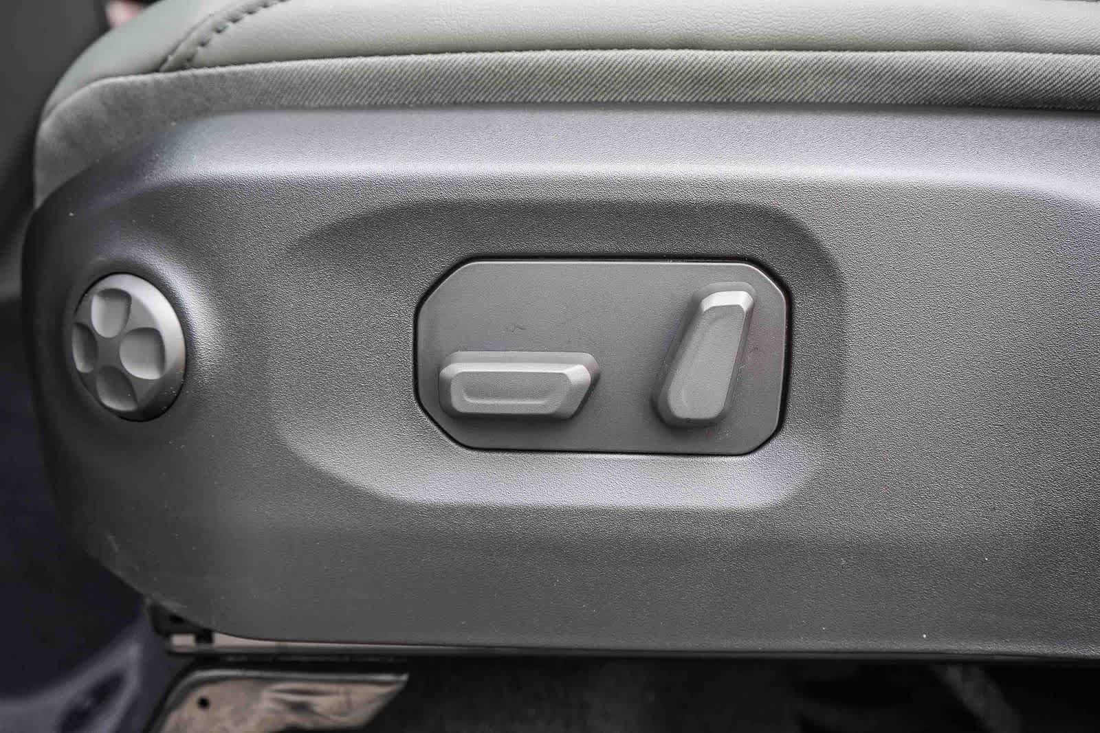 New 2026 Anvil Clearcoat Jeep Mojave X image 26