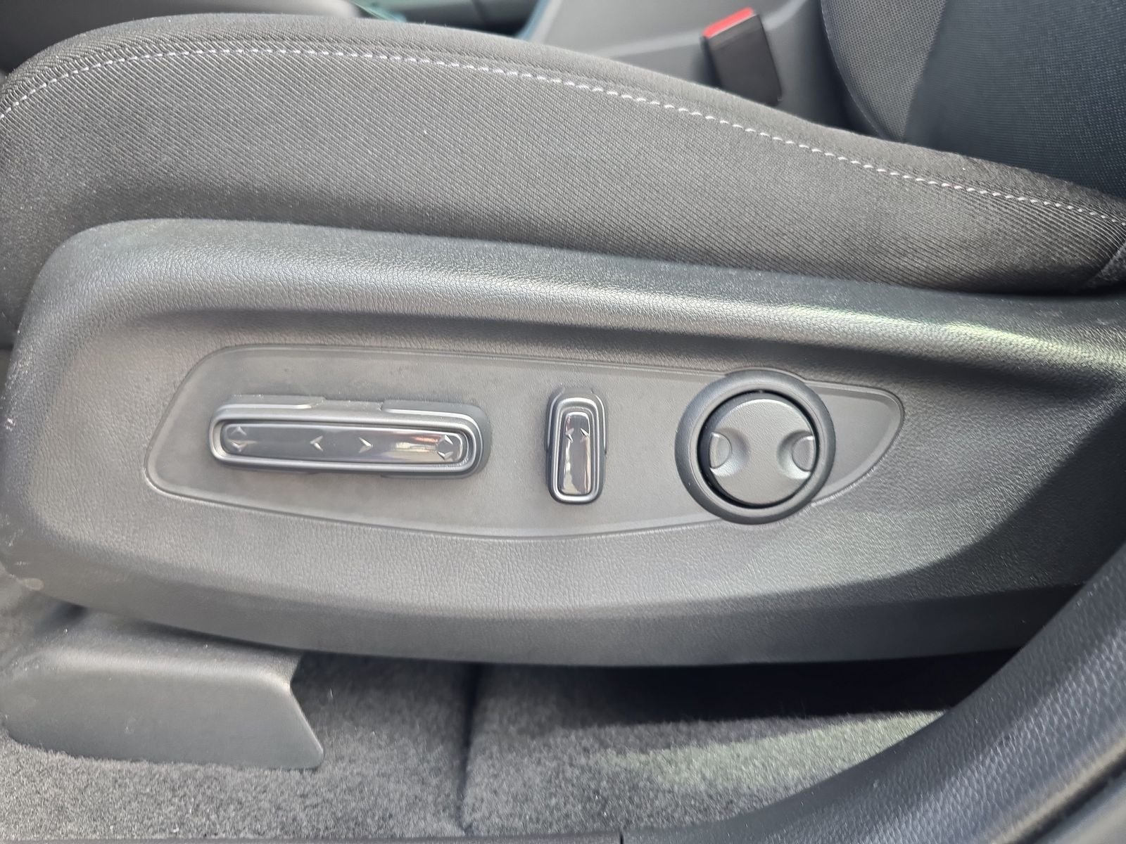 2025 Honda CR-V EX - Photo 15