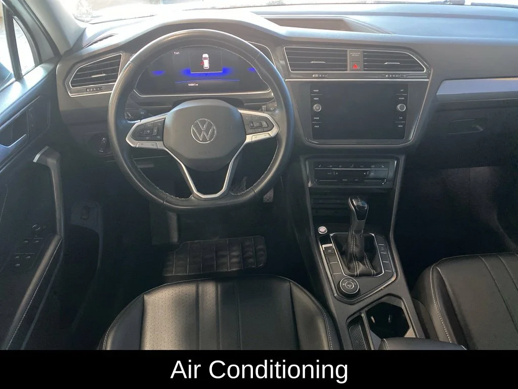 Used 2024 White Volkswagen 2.0T SE image 5