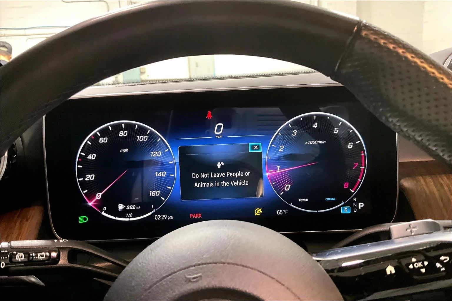 Certified Used 2024 Polar White Mercedes-Benz GLC 300 image 26