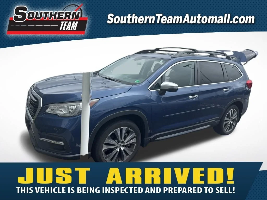 2019 Subaru Ascent Touring's photo