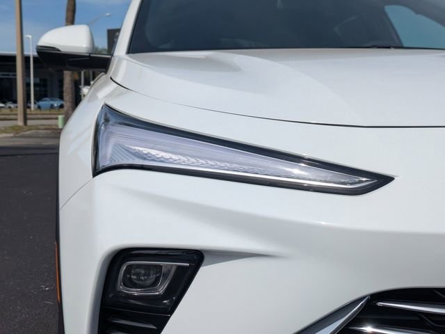 New 2026 Summit White Buick Preferred image 10