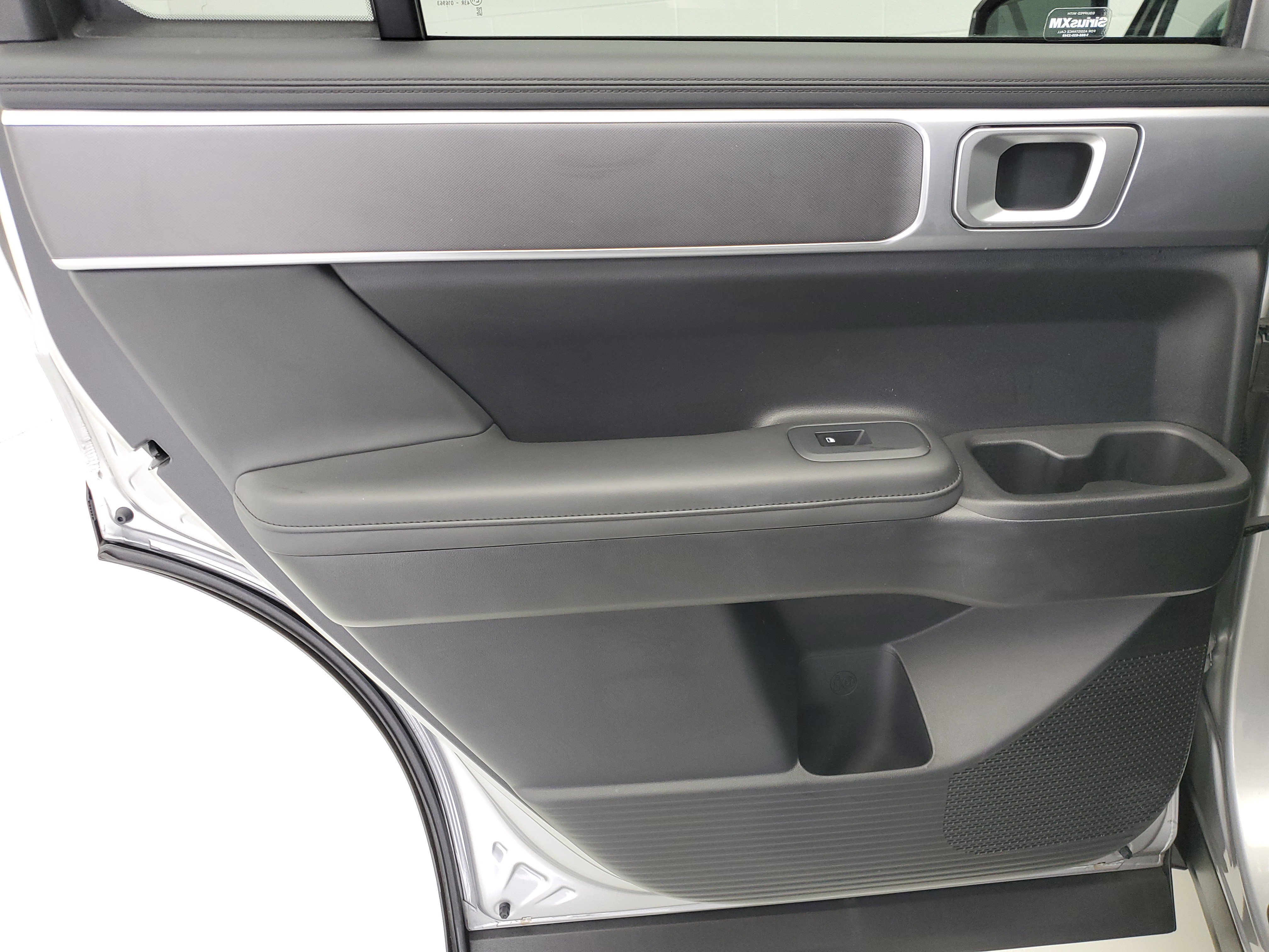 Used 2025 Shimmering Silver Hyundai SEL image 15