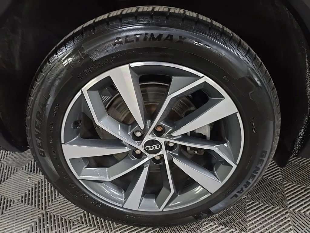 Used 2023 Black Audi 45 S line Premium image 14