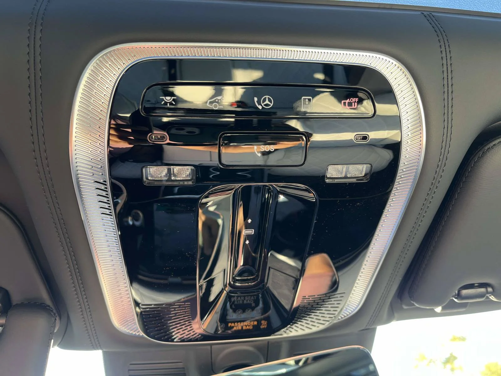 New 2027 Obsidian Black Metallic Mercedes-Benz S 580 4MATIC® Sedan image 32