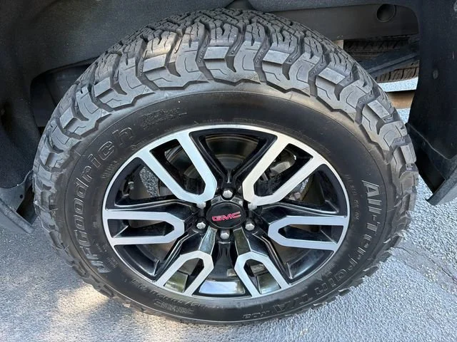 Used 2022 Desert Sand Metallic GMC AT4 image 19