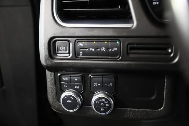 Used 2021 Blue GMC SLT image 13