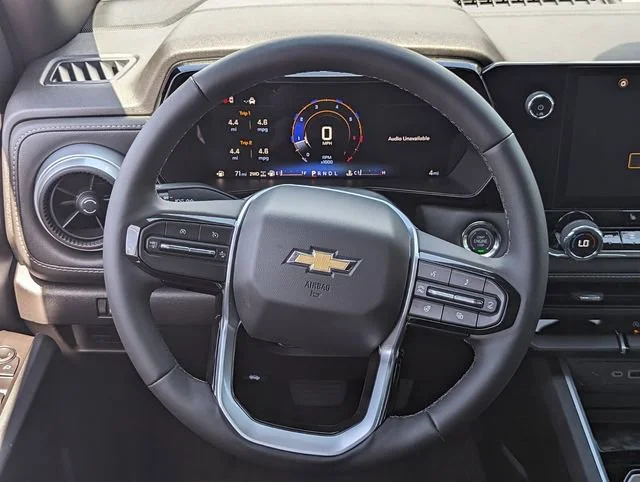 2025 Chevrolet Colorado LT - Photo 8