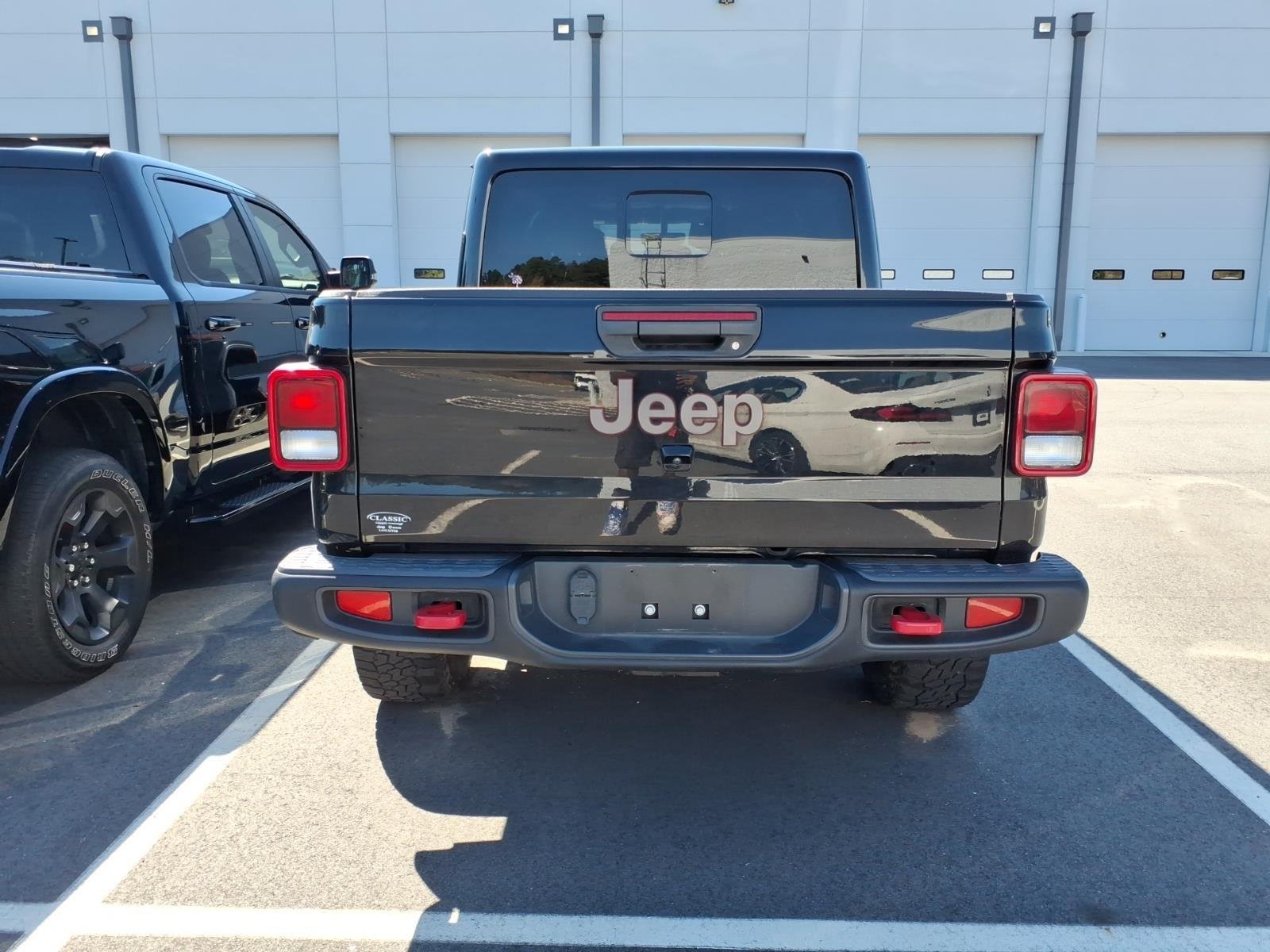 Used 2023 Black Clearcoat Jeep Rubicon image 14