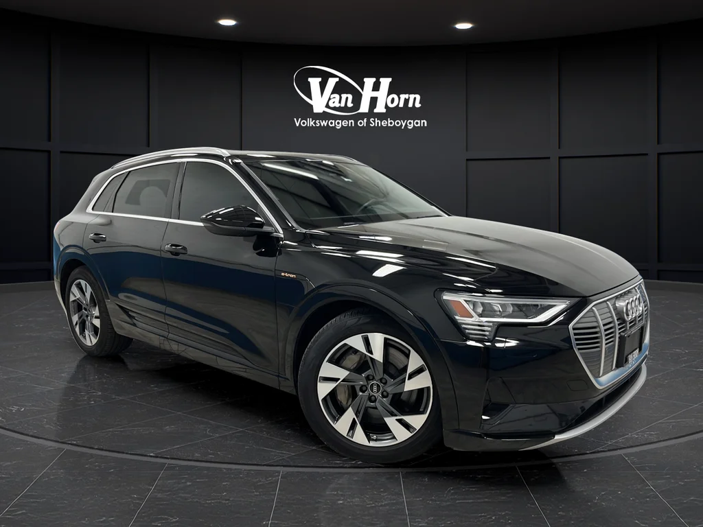 2022 Audi e-tron