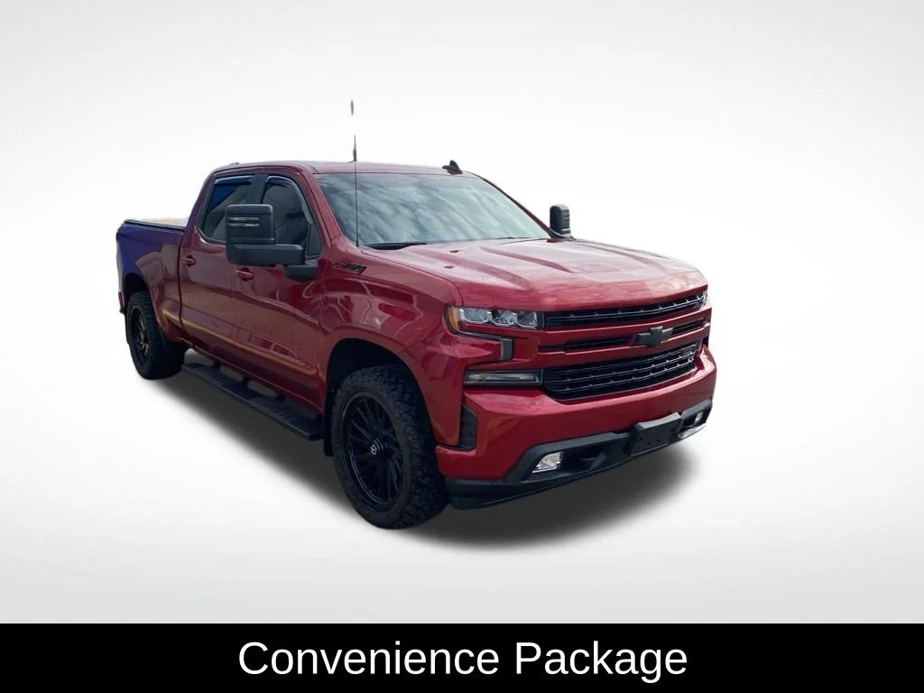 Used 2021 Red Chevrolet RST image 3