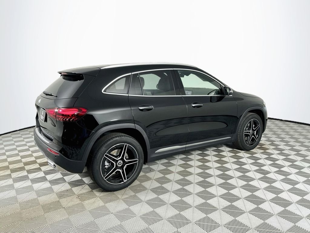 New 2026 Night Black Mercedes-Benz GLA 250 image 7