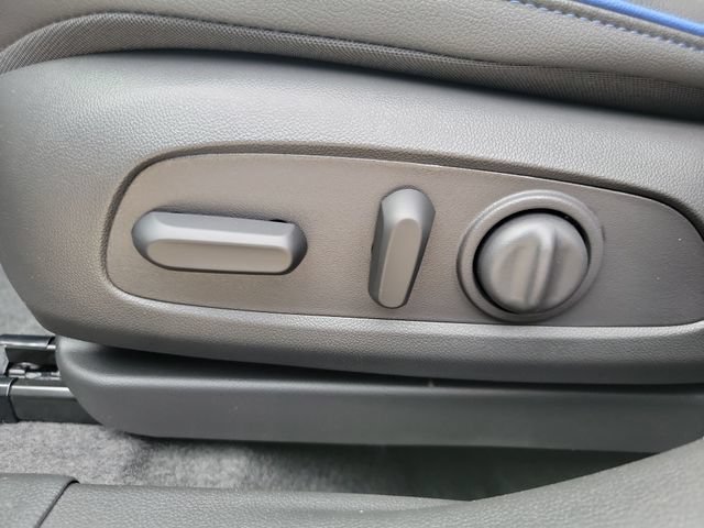2026 Buick Envista Sport Touring - Photo 16