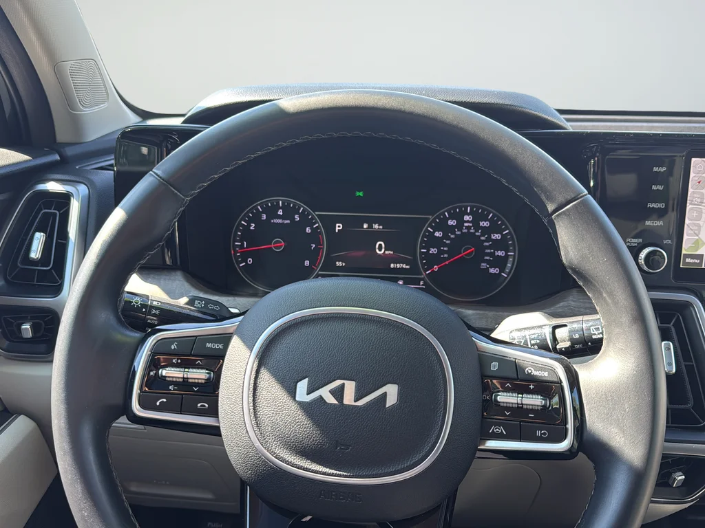 Certified Used 2023 Green Kia X-Line S image 19