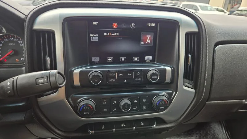 Used 2014 Blue GMC SLE Pickup 4D 6 1/2 ft image 30
