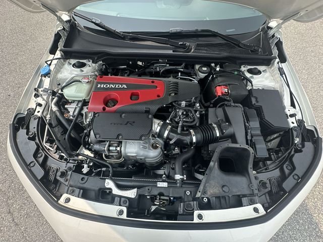 Used 2024  Honda  image 19
