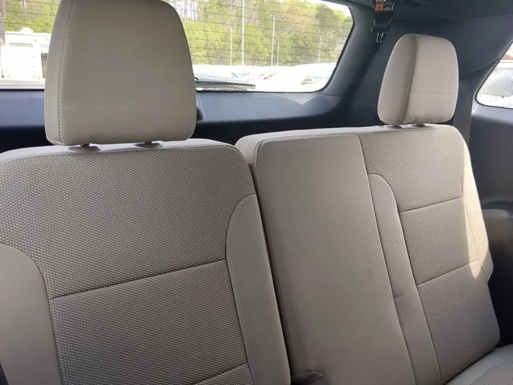 Used 2023 Summit White Chevrolet LS image 26