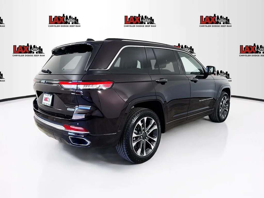 Used 2022 Brown Jeep Overland 4xe image 7
