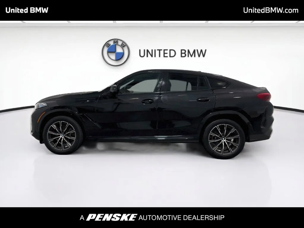 Certified Used 2025 Black Sapphire Metallic BMW xDrive40i image 8