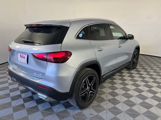 New 2026 Silver Mercedes-Benz GLA 250 image 7