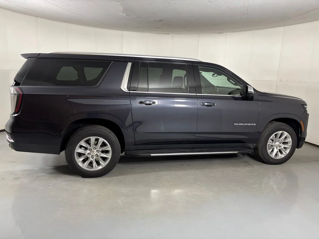 Used 2025 Gray Chevrolet Premier image 11