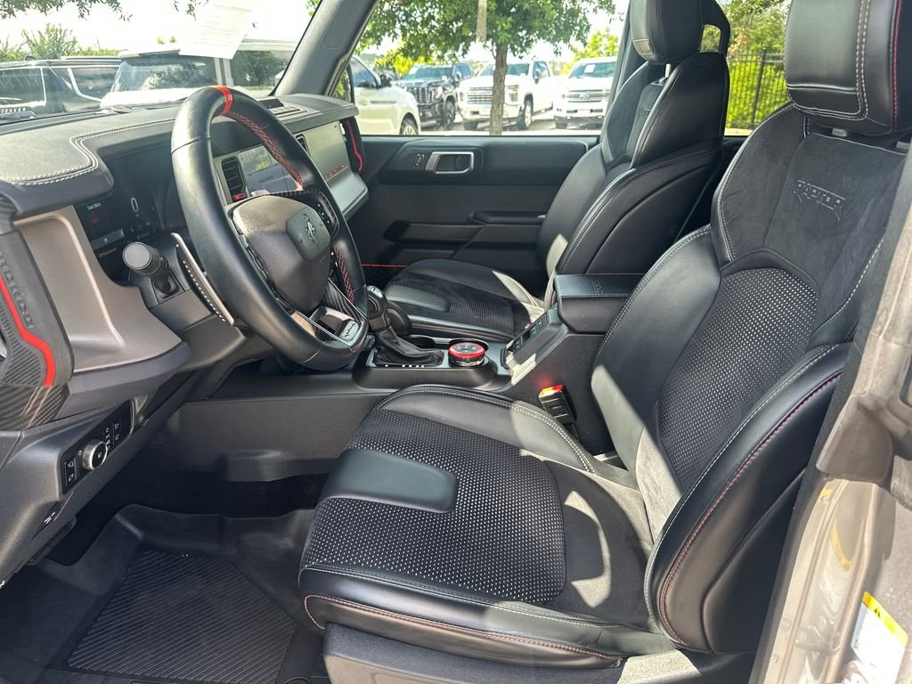 Used 2023 Silver Ford Raptor image 21