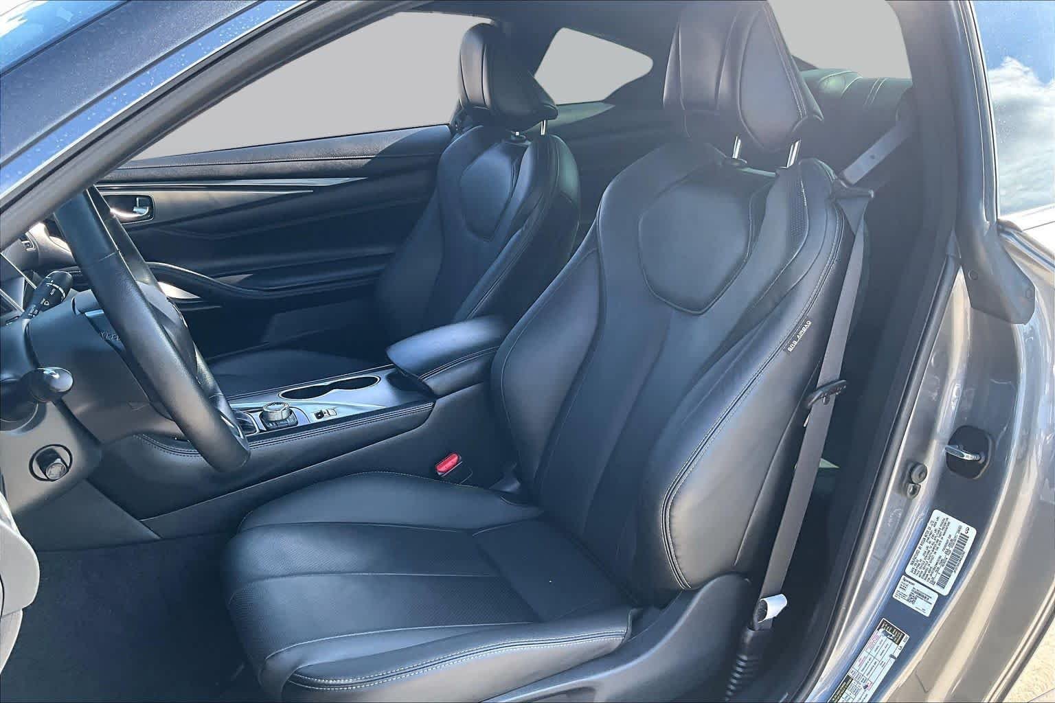Used 2022 Graphite Shadow INFINITI LUXE image 6