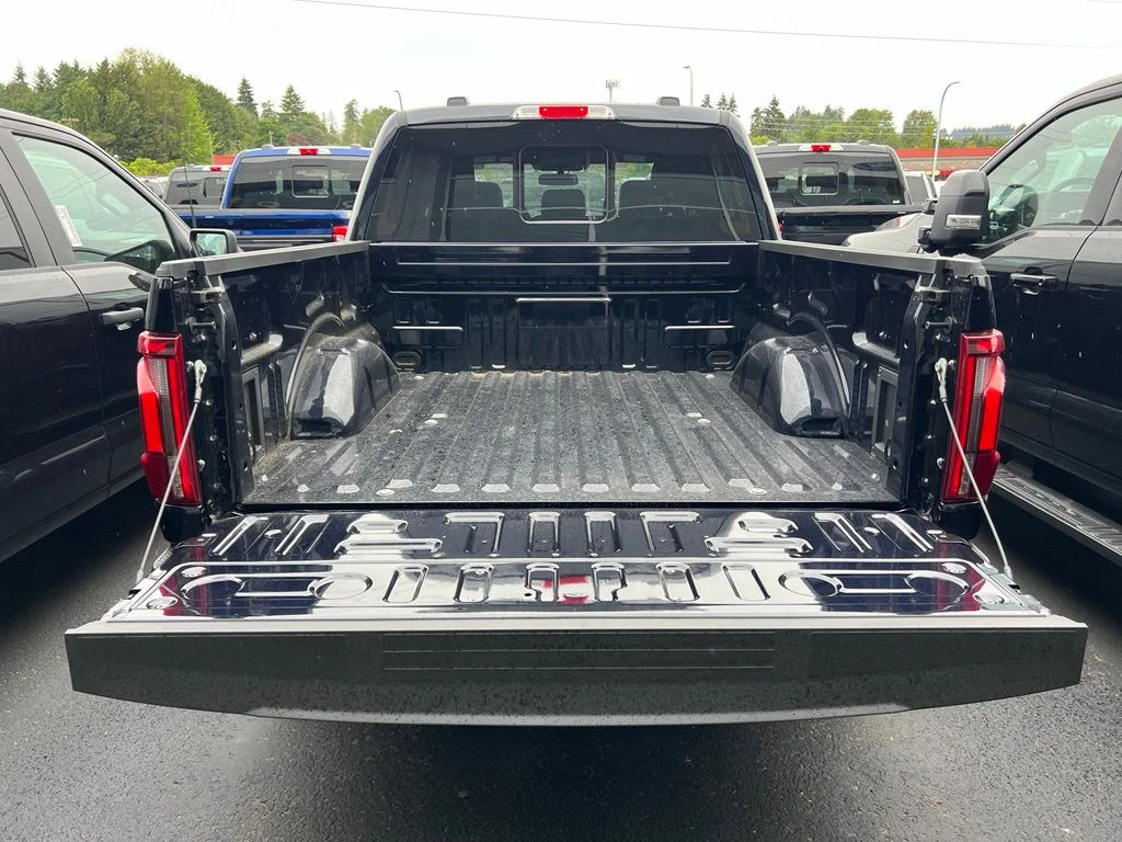 New 2026 Blue Ford Lariat image 9