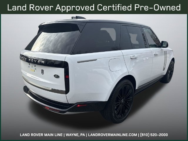 Certified Used 2023 Fuji White Land Rover SE image 12