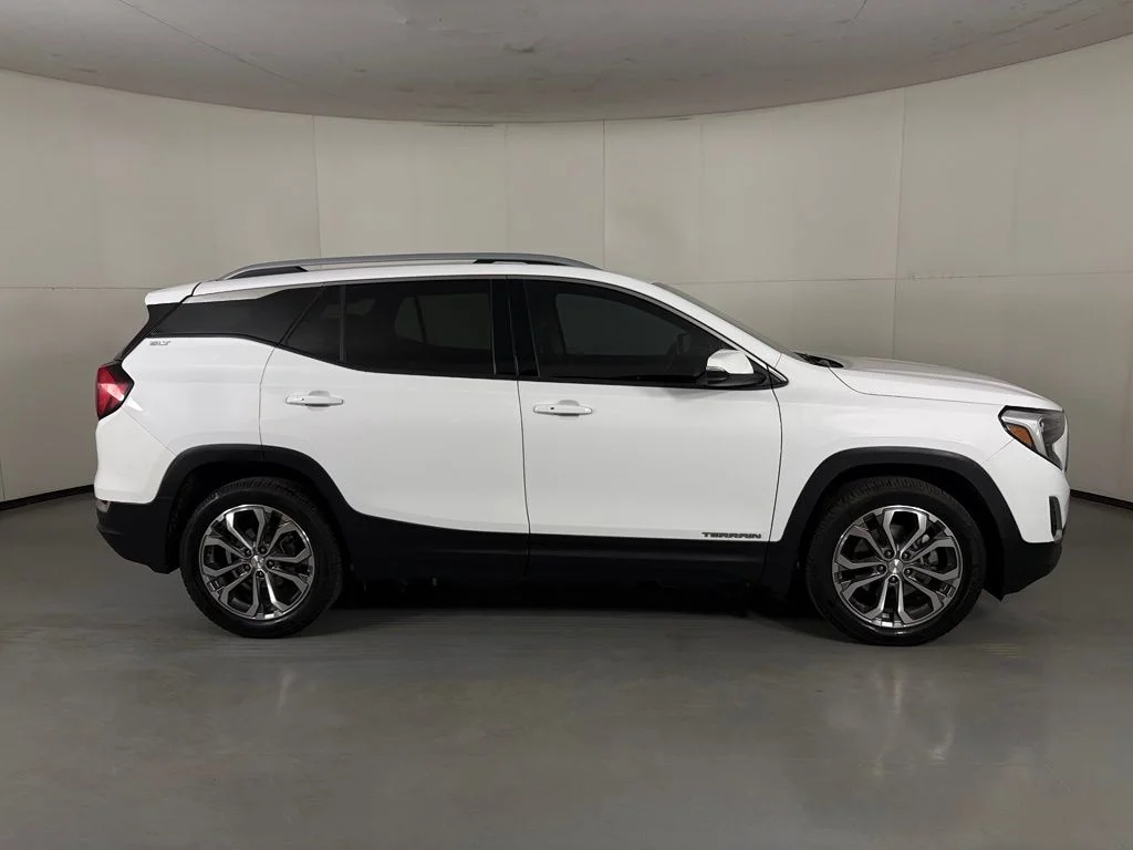 Used 2020 White GMC SLT image 8