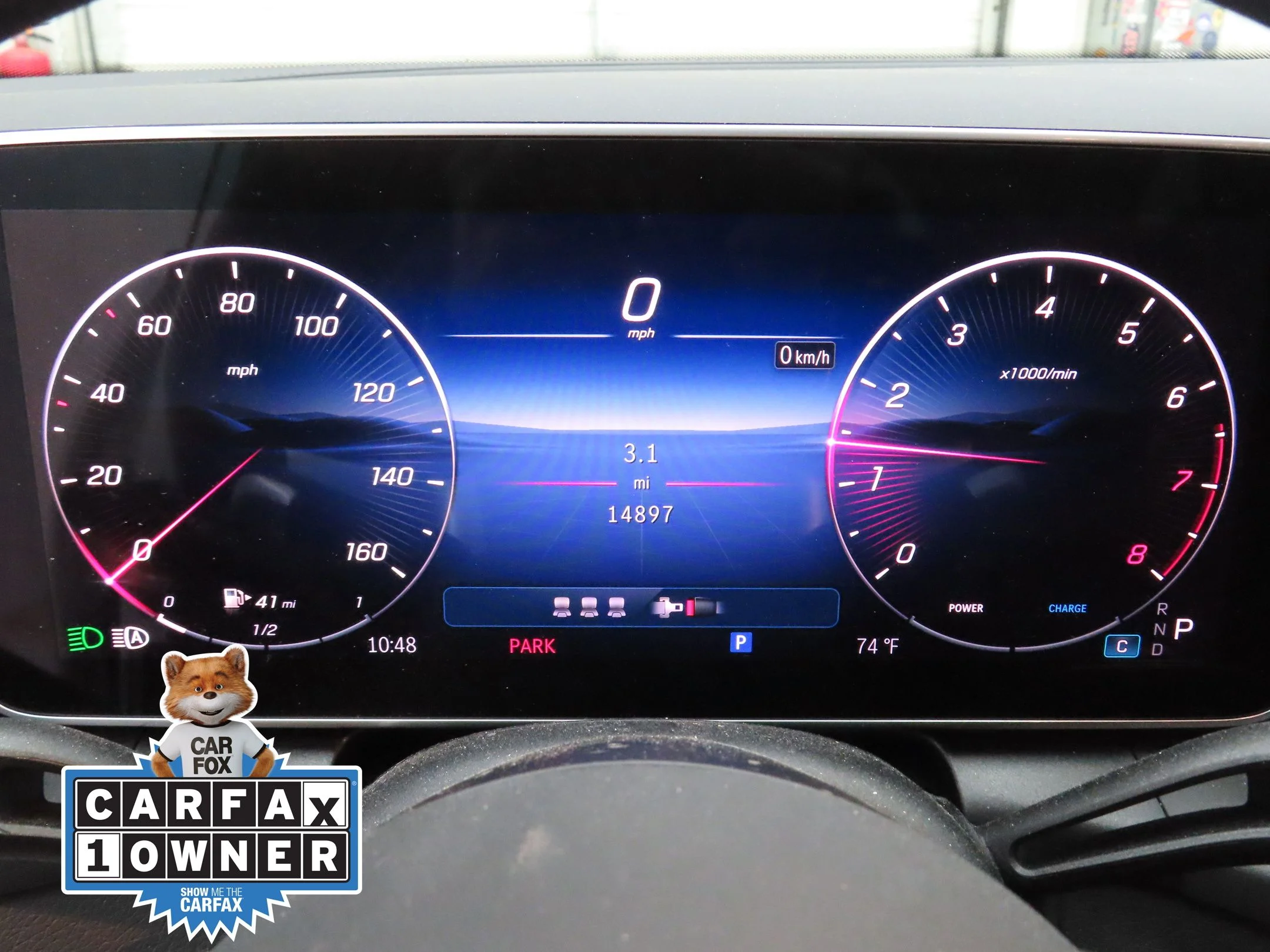 Used 2025  Mercedes-Benz GLC 300 image 12