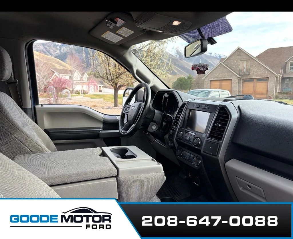 Used 2018 Blue Ford XLT image 11