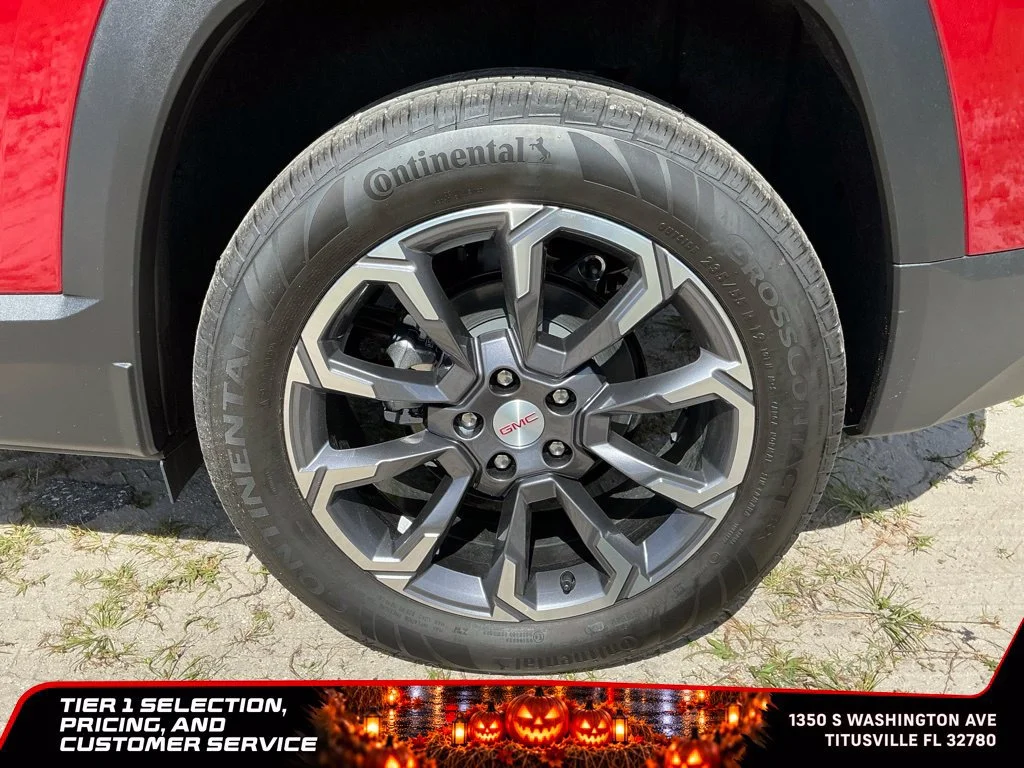 New 2027 Volcanic Red Tintcoat GMC Elevation image 25