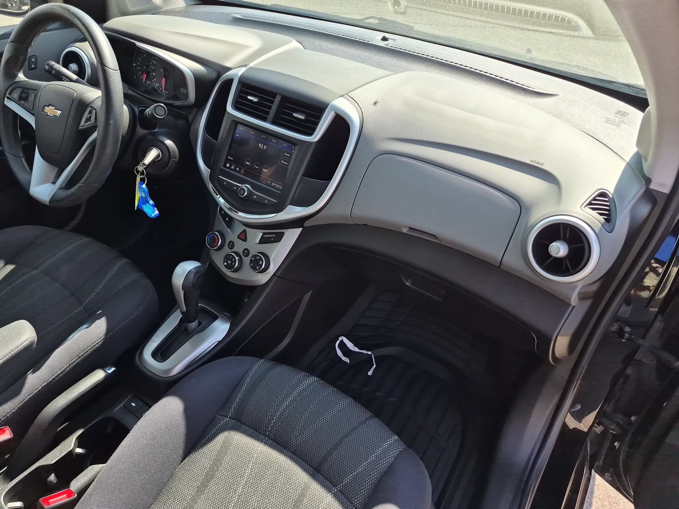 Used 2020 Mosaic Black Metallic Chevrolet LT image 30