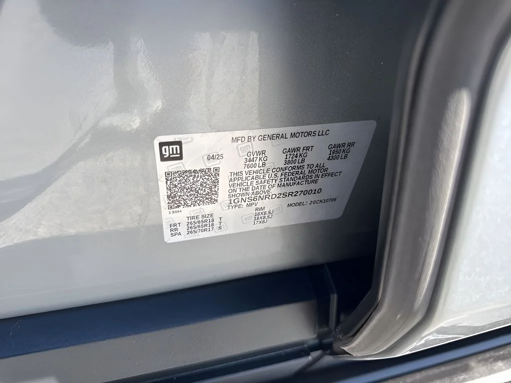 Used 2025 Gray Chevrolet LT image 38