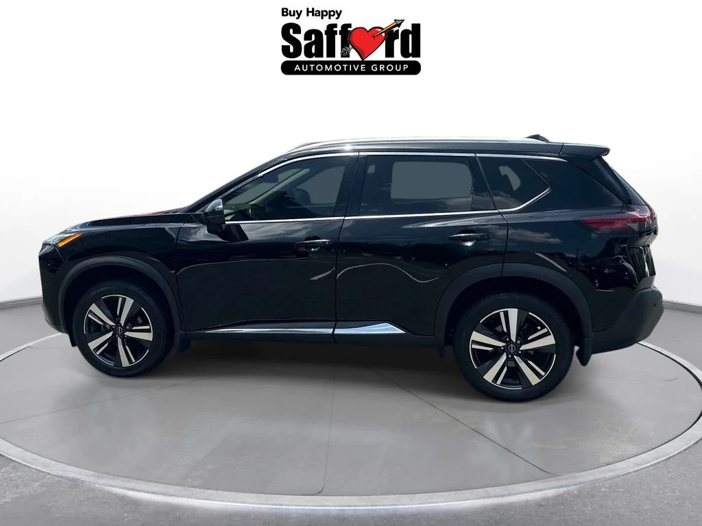 Used 2023 Super Black Nissan SL image 5