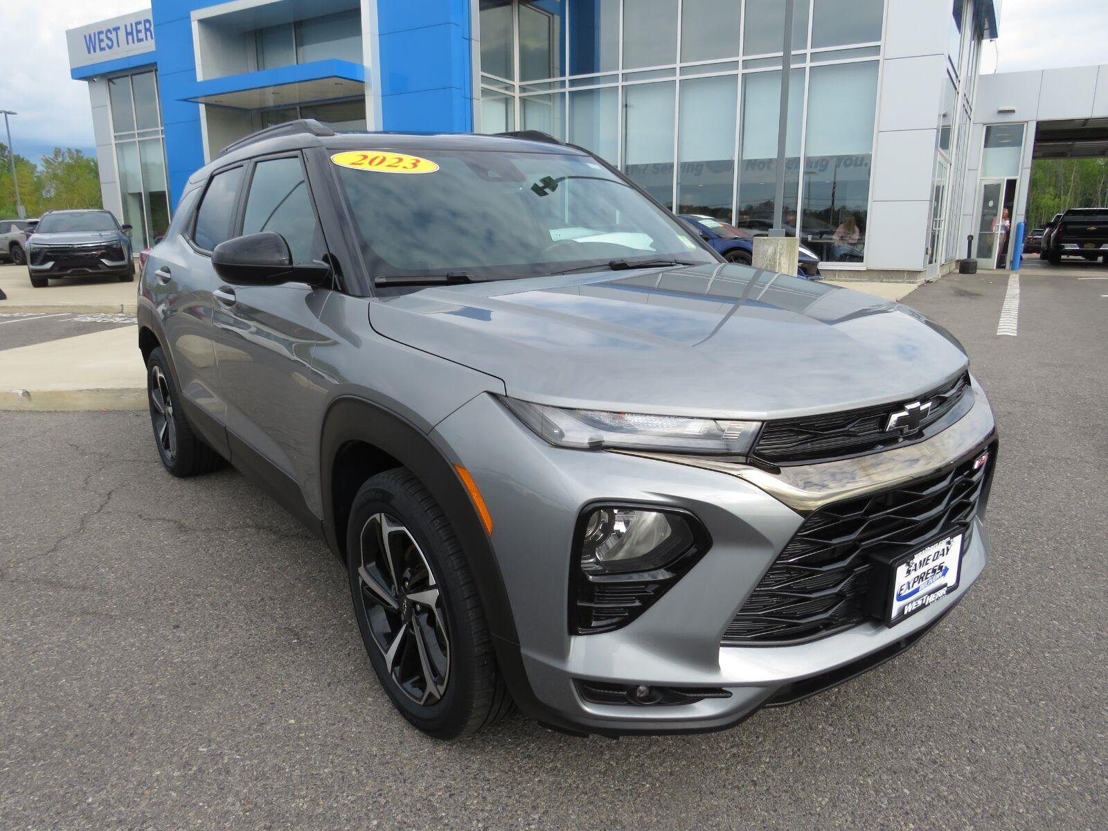 Used 2023 Sterling Gray Metallic Chevrolet RS image 2