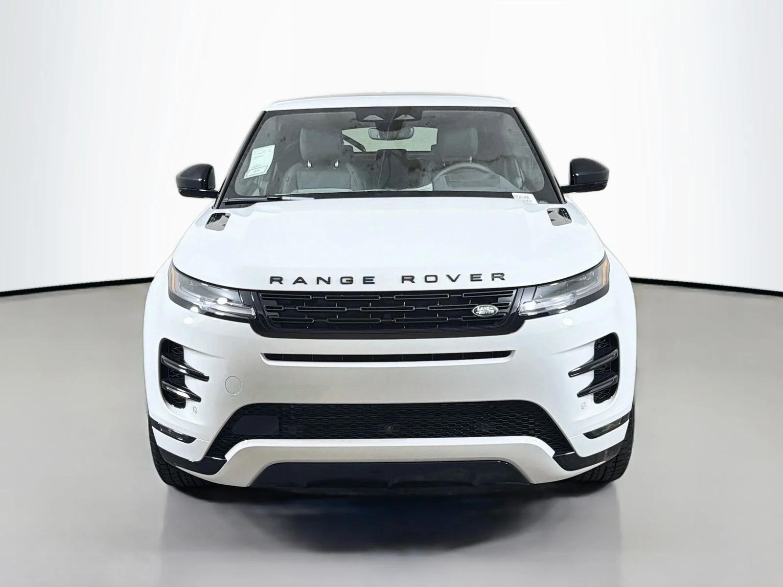 New 2026 Fuji White Land Rover Hoxton Edition image 8