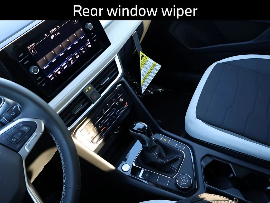 2025 Volkswagen Taos SE - Photo 23
