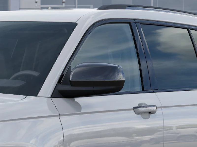 New 2025 Bright White Clear-Coat Exterior Paint Jeep Altitude X image 13