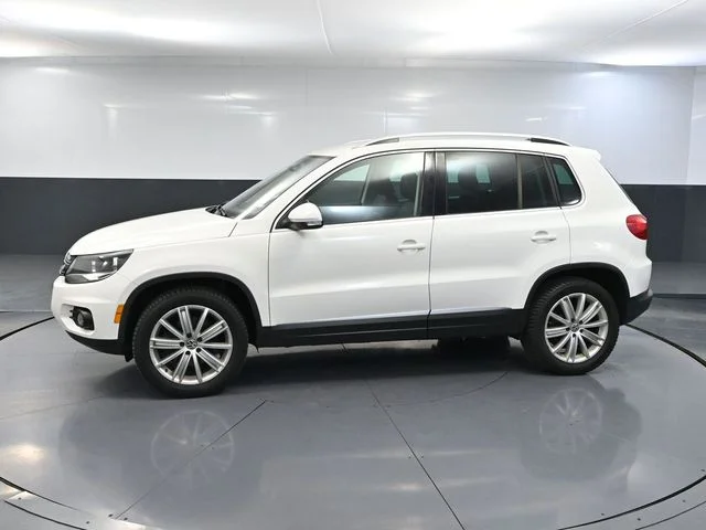 2013 Volkswagen Tiguan SE - Photo 9