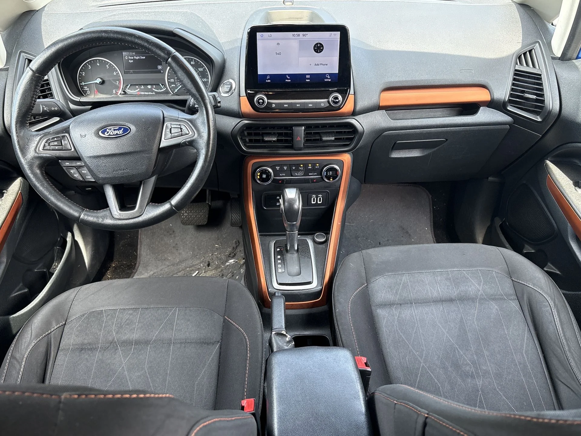 Used 2021 Lightning Blue Metallic Ford SE image 10