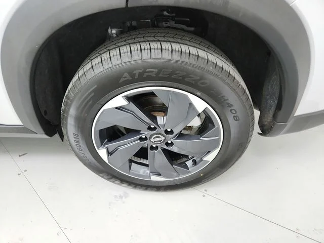 Used 2024 Silver Nissan SV image 40