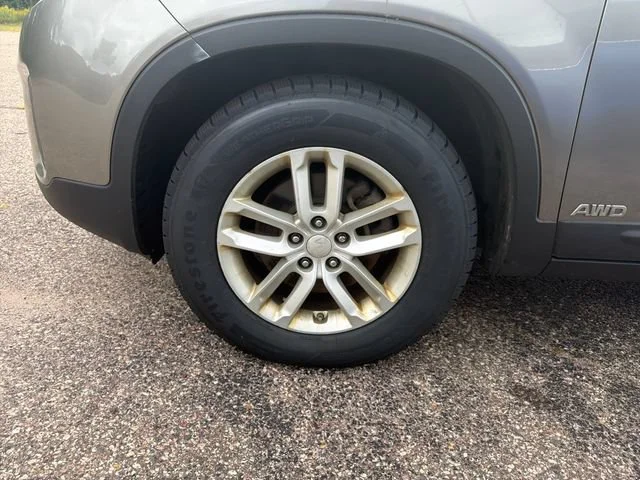 Used 2014 Gray Kia LX image 32