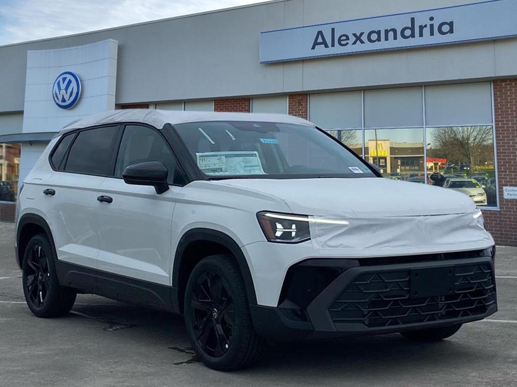 2026 Volkswagen Taos SE Black