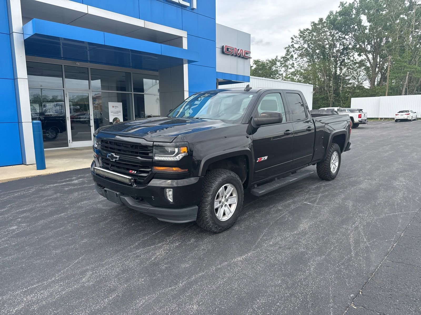 Used 2017 Black Chevrolet LT image 2