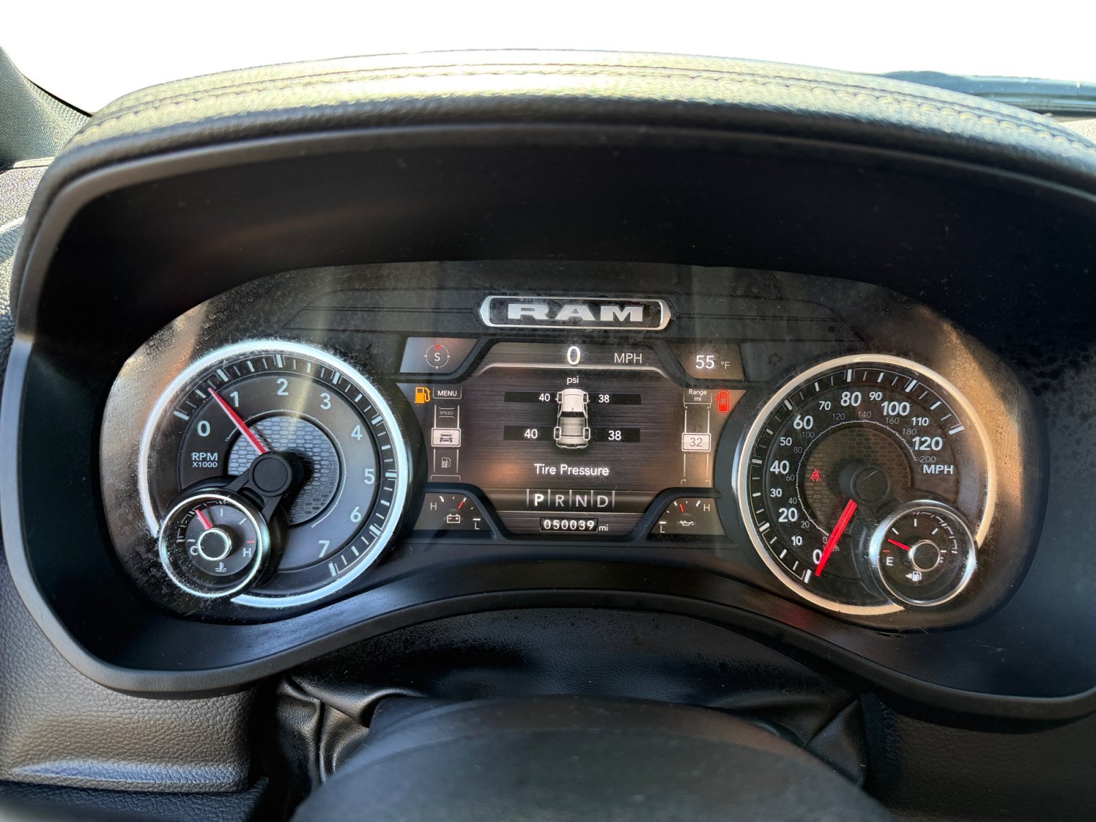 Used 2023 Crystal Metallic Ram Laramie image 11