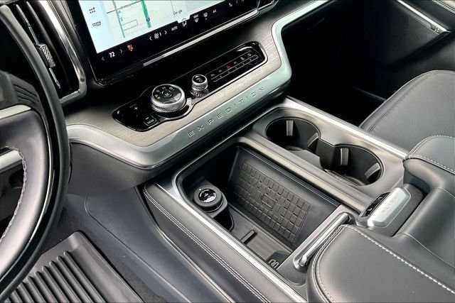 2025 Ford Expedition Platinum - Photo 8
