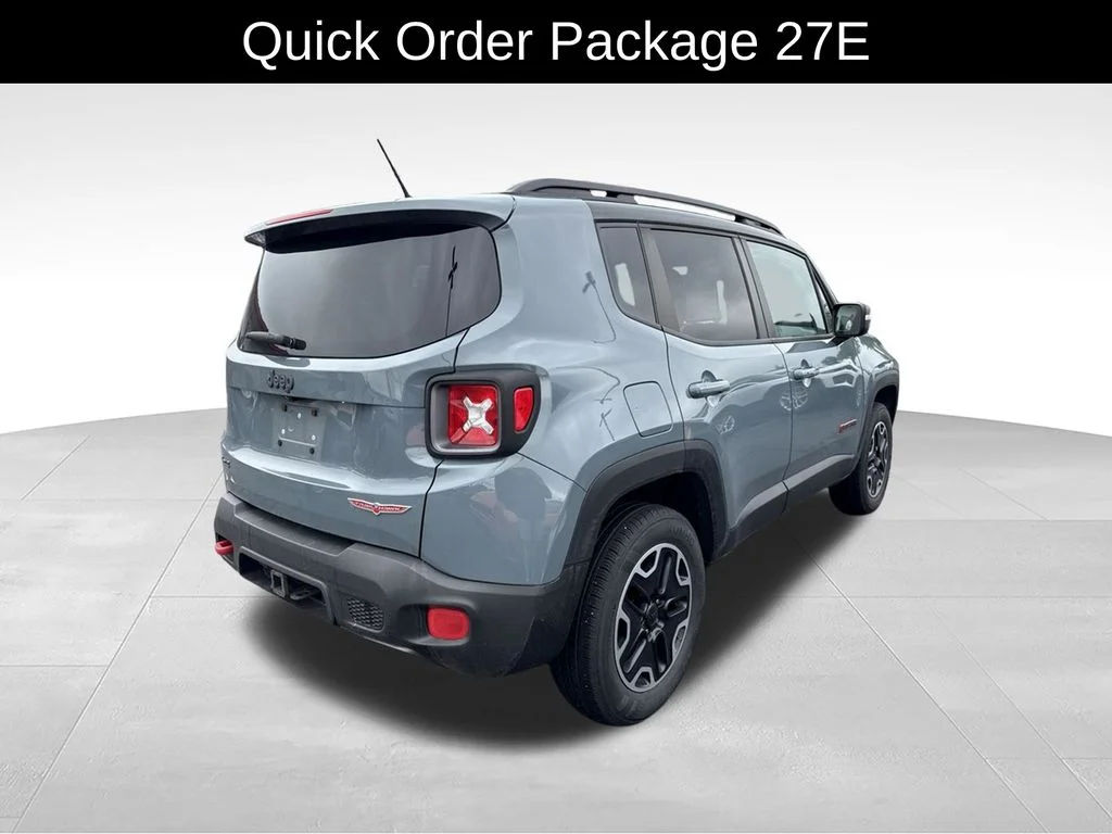 Used 2017 Gray Jeep Trailhawk image 2